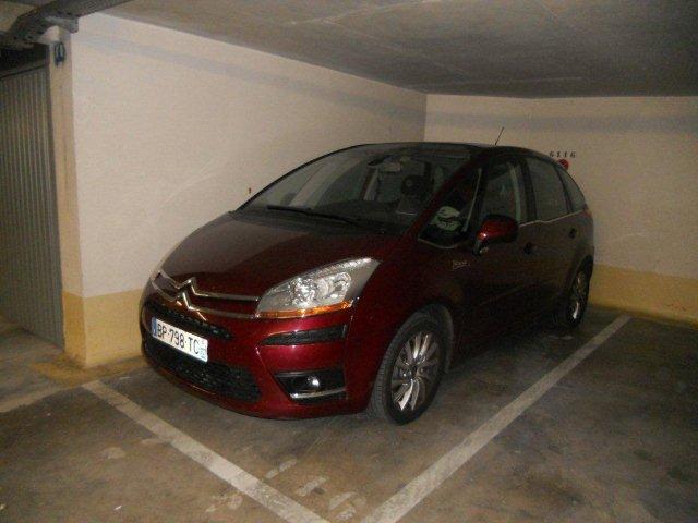 Fréjus Le Césarée Le parking